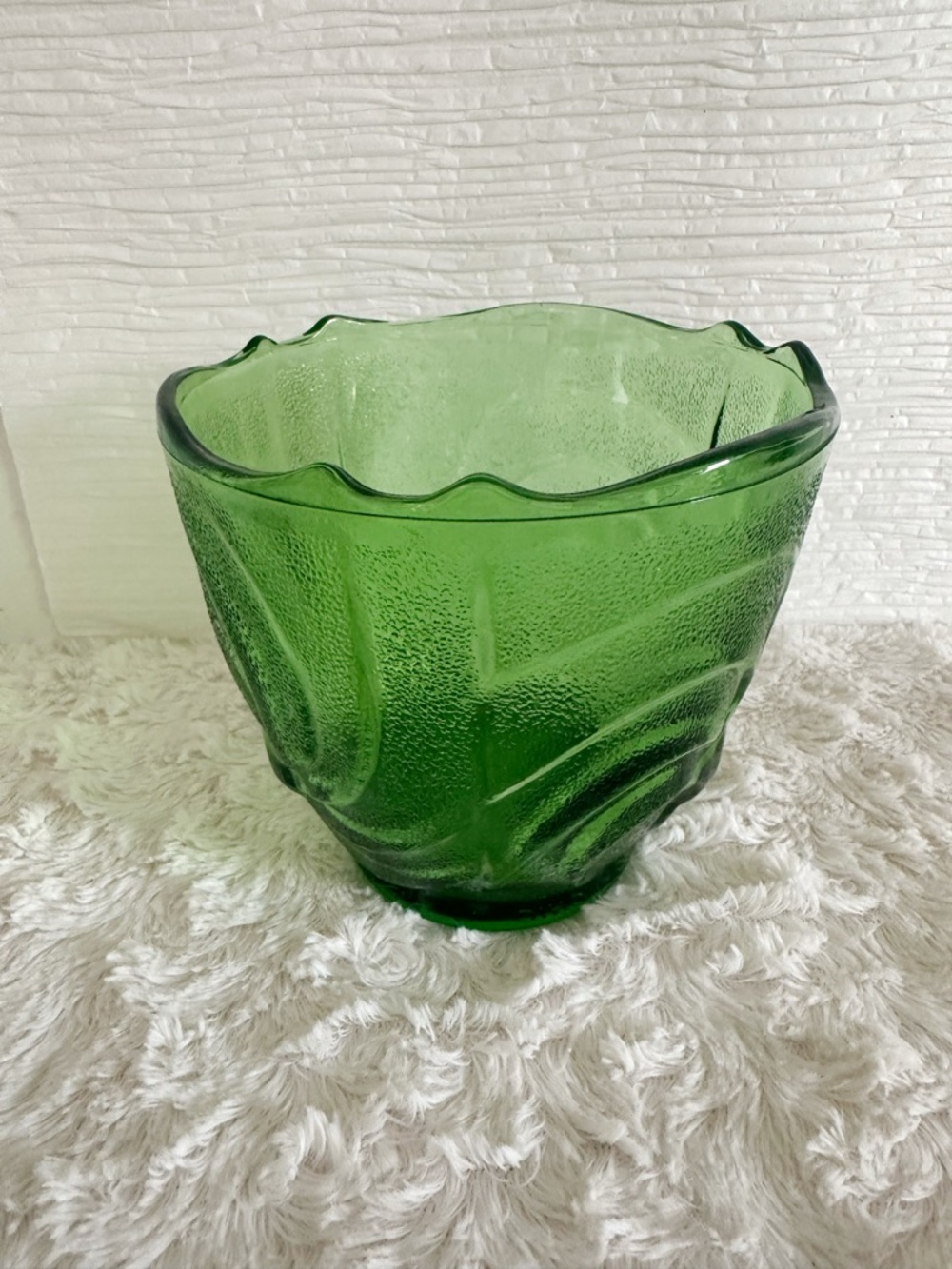 Vintage E.O Brody & Co Ohio Green Glass Tall Bowl